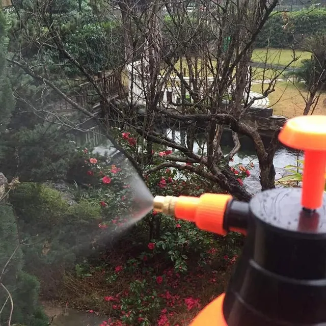 Praktický objemný ruční rozprašovač na postřik rostlin chemikáliemi - 2 velikosti Houston