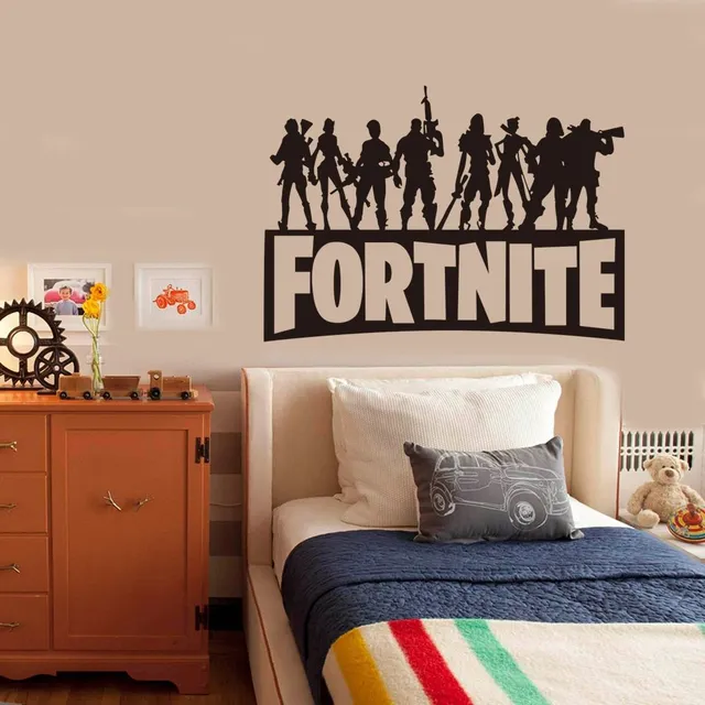 Poster stilat cu motive din jocul preferat Fortnite