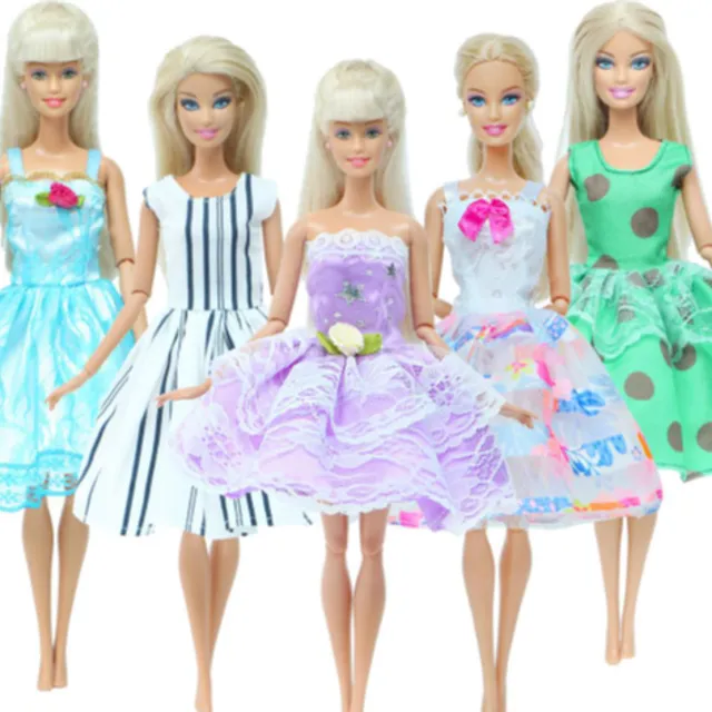 Dress set for Barbie dolls