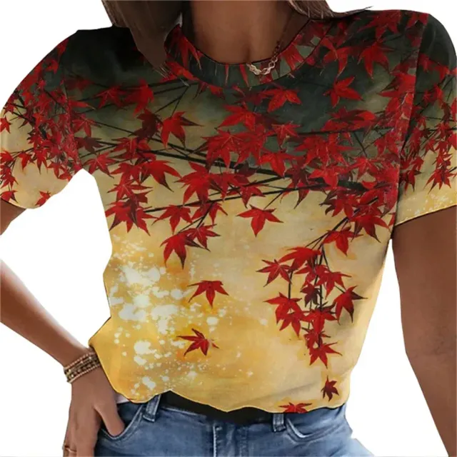 Short sleeve T-shirt with plant and flower print, O-neck and loose fit for women