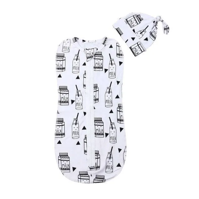 Children's sleeping bag with zipper and cap