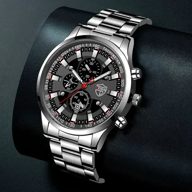 Luxury sports watch for men with calendar and luminescent hands