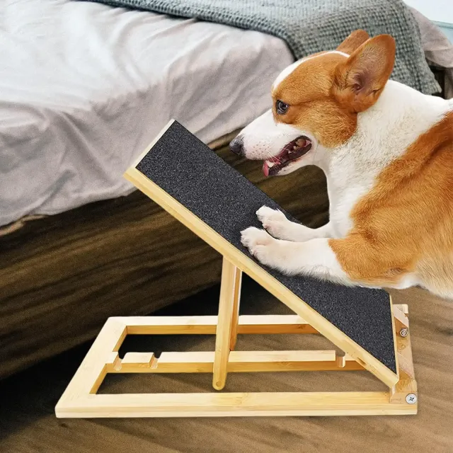 Folding wooden ramp for dogs with 3 heights and scraper