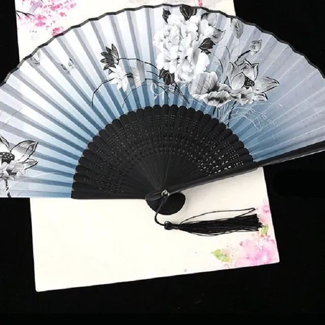 Japanese fan with floral motif