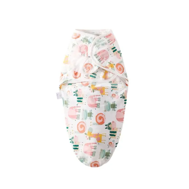 Classic modern popular comfortable roll for newborns with patterns