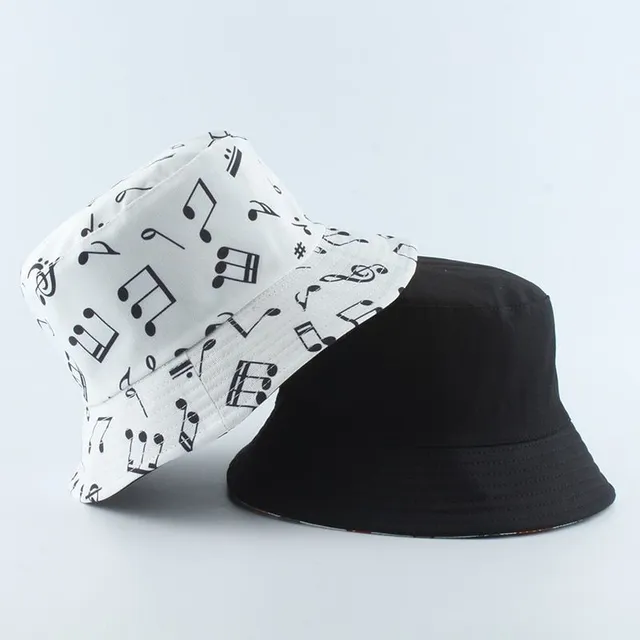 Unisex hat with smiley music