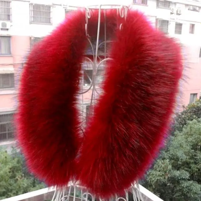 Women's faux fur scarf