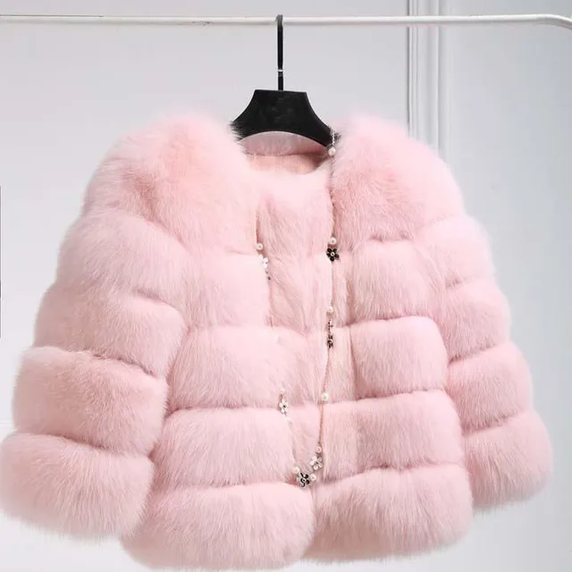 Elegant short faux fur coat