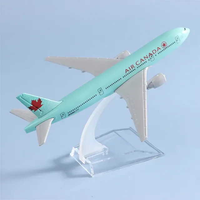 Metal model of Viva Air in scale 1:400 - air replicat for collectors