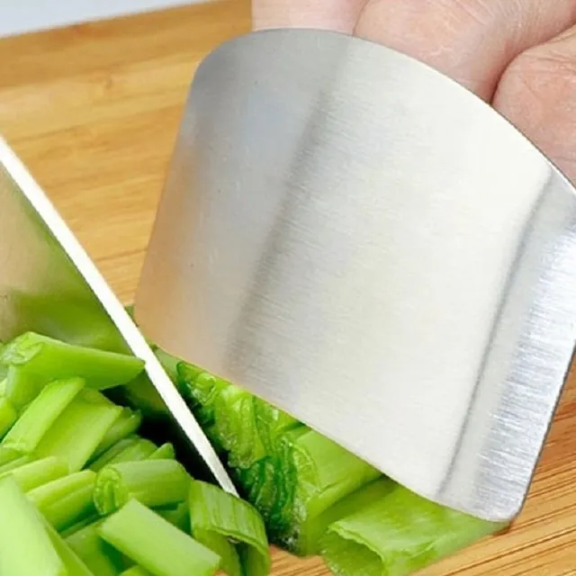 Stainless steel finger protector for cutting