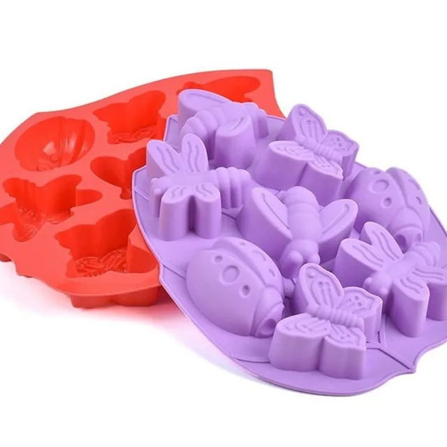 Silicone mould insect