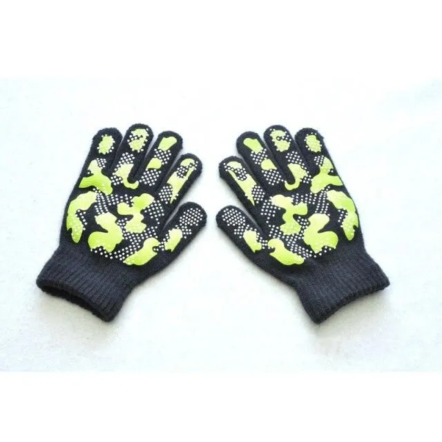 Children's anti-slip camouflage gloves