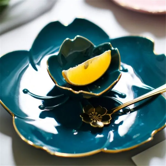 Ceramic bowl of flower C143