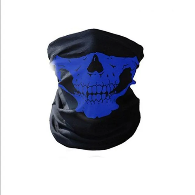 Sports mask with skull