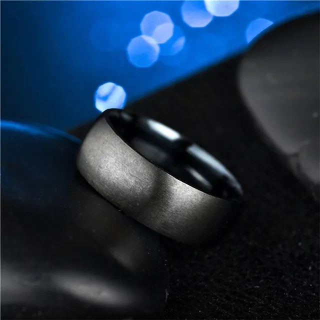 Men's titanium ring