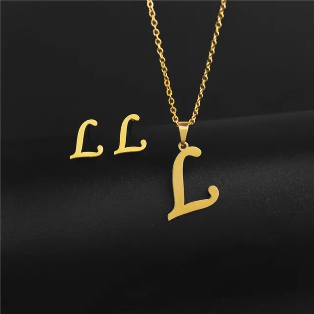 Set of earrings and chain with Forrest initials