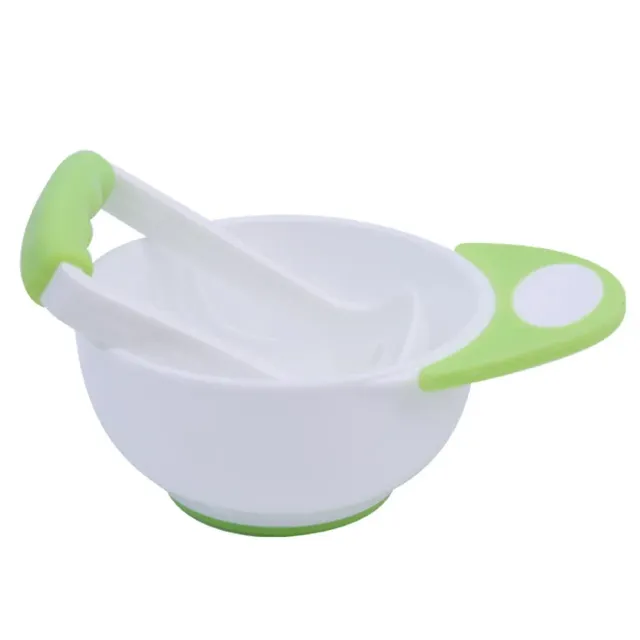 Child food grinder with manual control and handle