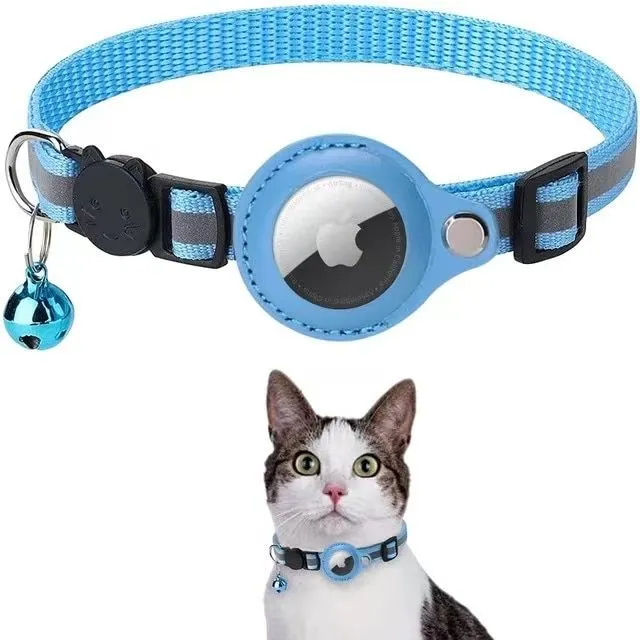 Practical collar for dogs and cats with reflective element and bell for GPS device
