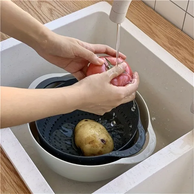 Set, insertable bowls with measuring cups Set of cedar and sifter, contains 2 mixing bowls, 1 cedar, 1 sieve and 4 measuring cups