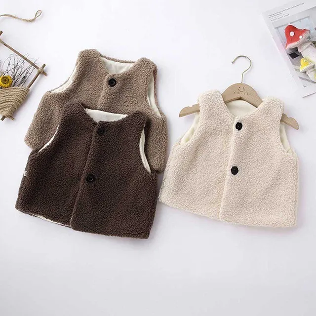 Girl's stuffed vest with buttons on - 3 colors