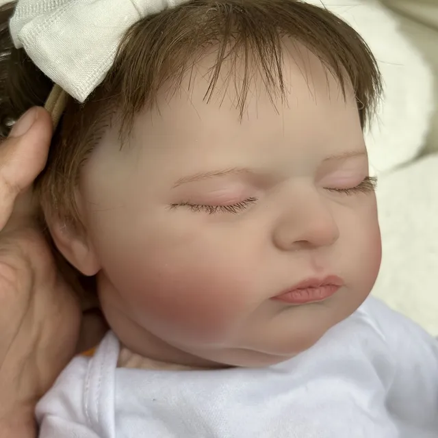 Spiaca silikónová Laura - Reborn Baby, 50cm, Realistická koža