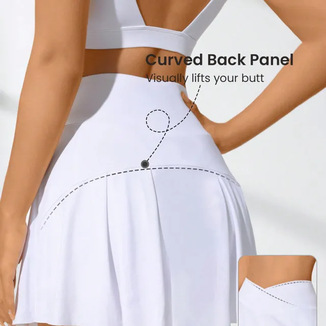 Tennis skirt with a wide ribbon in the waist and a volley line for active movement