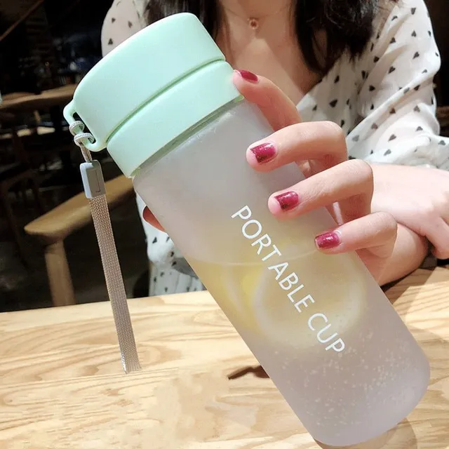 Luxusné plastová matná fľaša na vodu s veľkou kapacitou