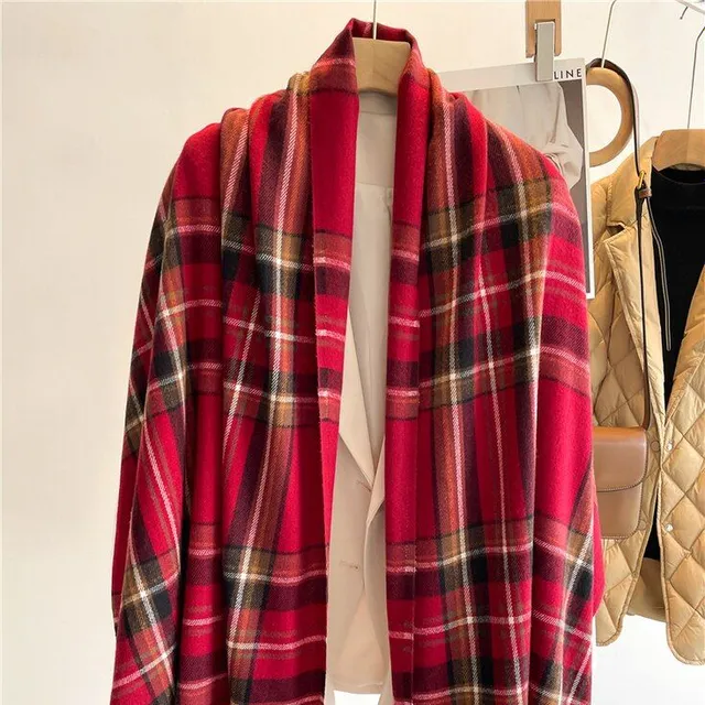 Women's luxury scarf for cold weather