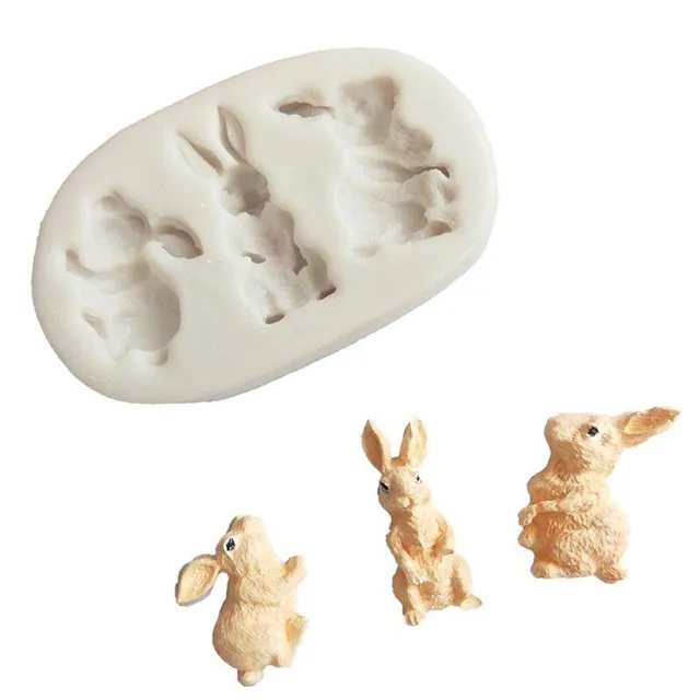 Silicone mould with rabbits