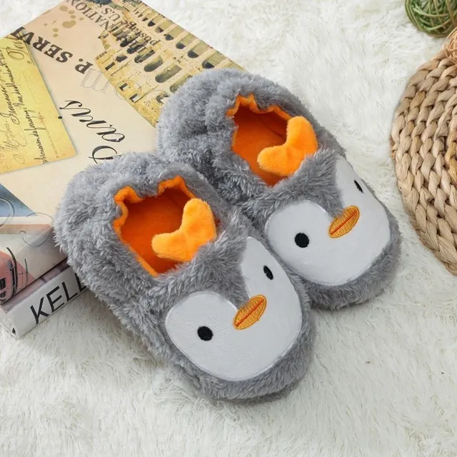 Baby cute warm plush slippers Penguie