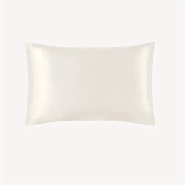 Housse de coussin en soie douce