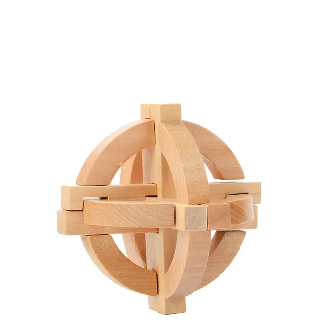 Puzzle-uri din lemn în diferite variante