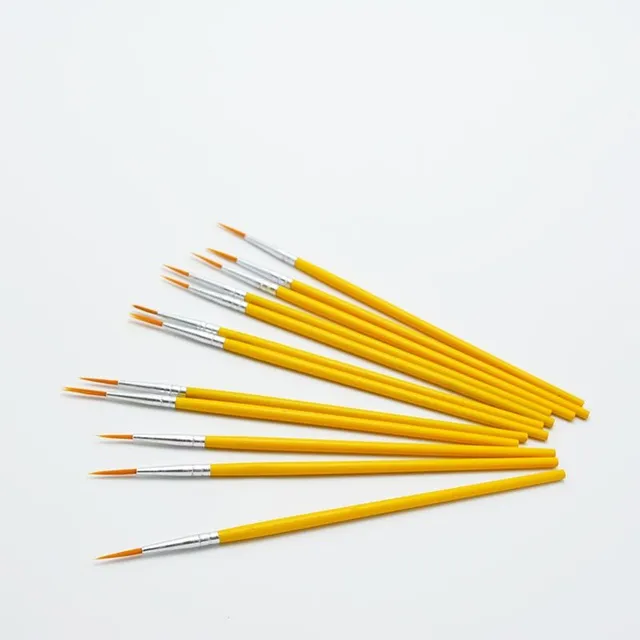 Set of paint brushes