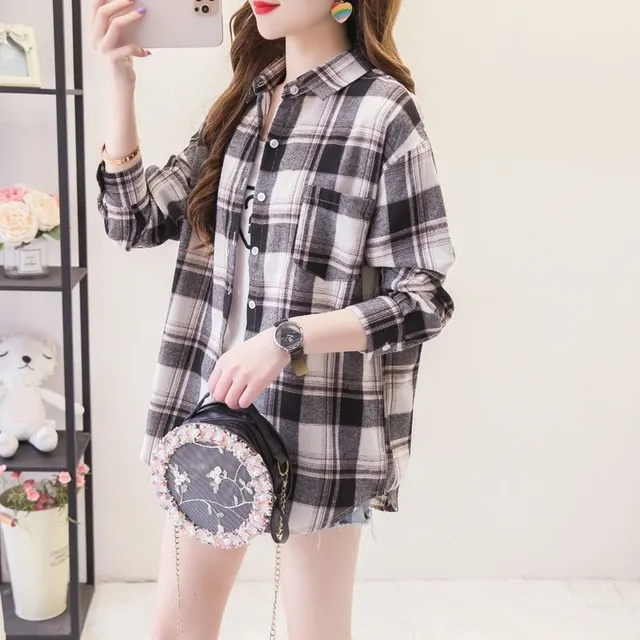 Women's free time flannel shirt with long sleeve