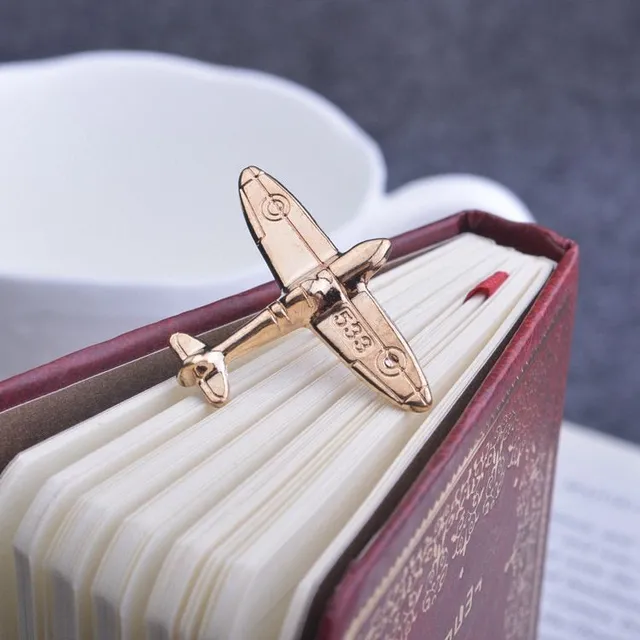 Beautiful modern brooch for all aviation fans