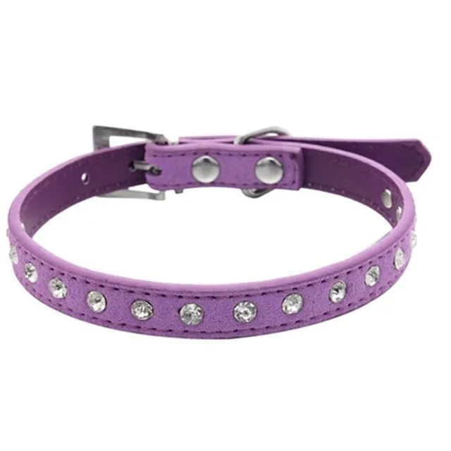 Collar for cats or dogs decorated with cubic zirconia