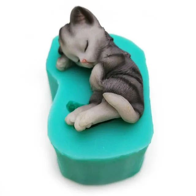 Silicone form of cat