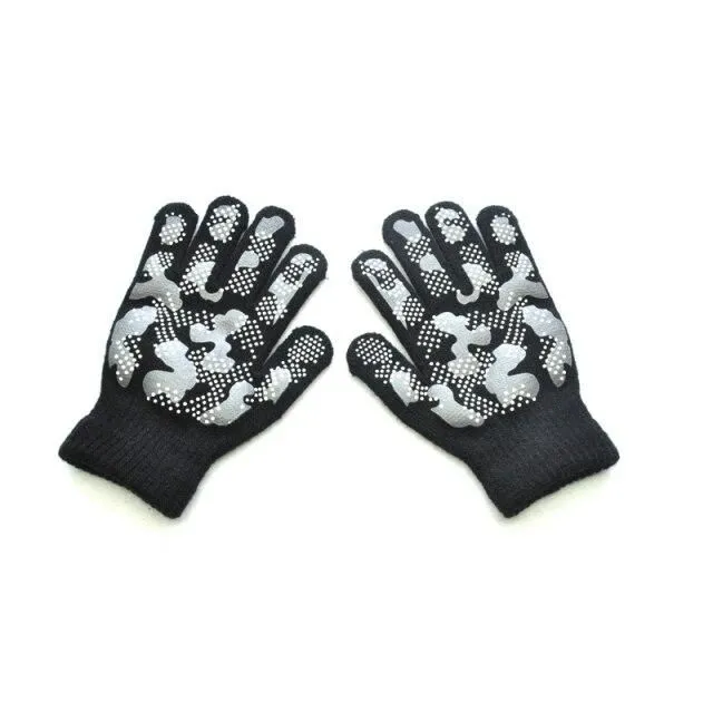 Children's anti-slip camouflage gloves