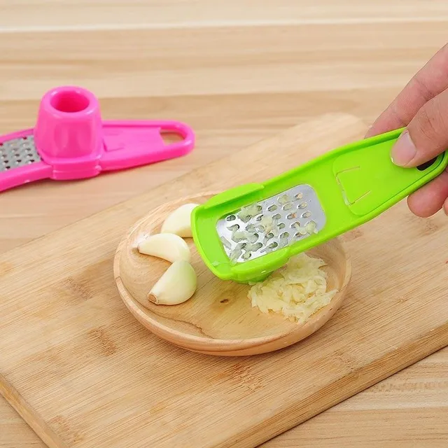 Garlic grater