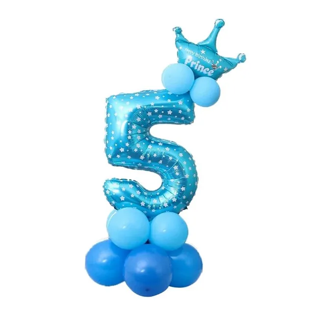 Léggömbök koronával - Születésnapi számok