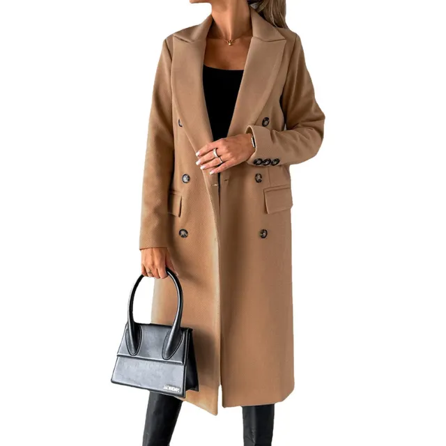 Double-breasted wool coat with long sleeves