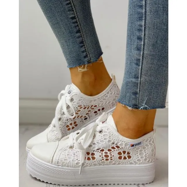 Women's luxury lace-up sneakers