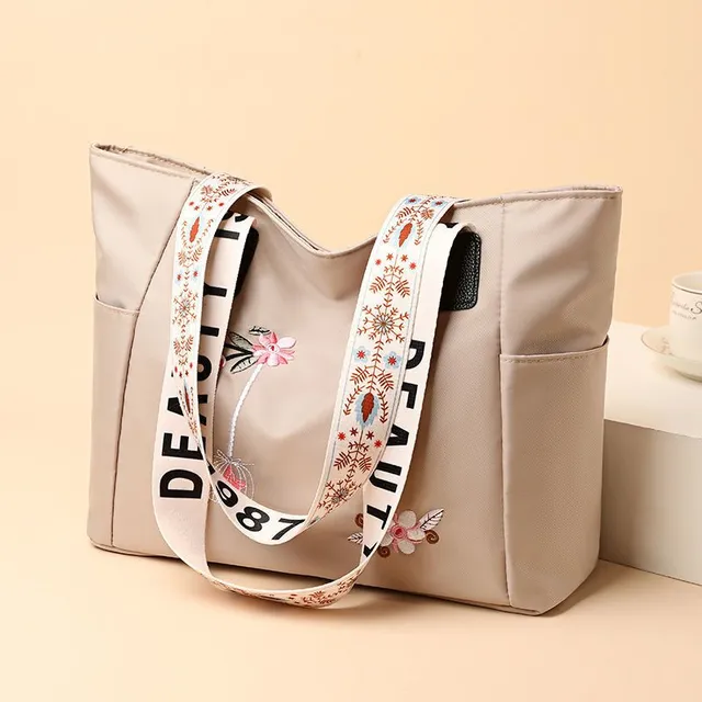 Women's fashion shoulder bag with simple flower print