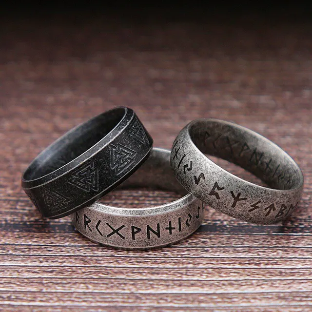 Men's luxury Nordic ring with runes Paul