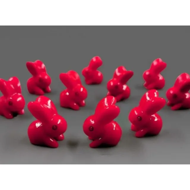 Ceramiczne figurki zajączków wielkanocnych