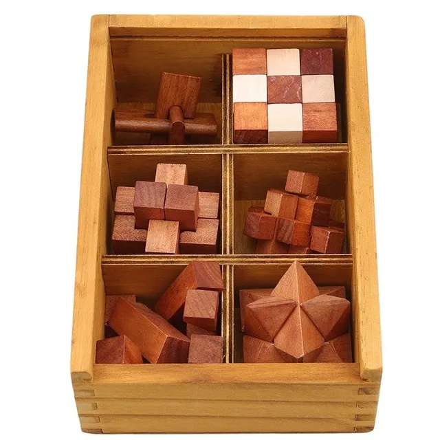 Sada drevených puzzle