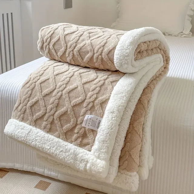 Smooth double-sided fleece blanket, suitable for autumn, winter and summer air conditioning