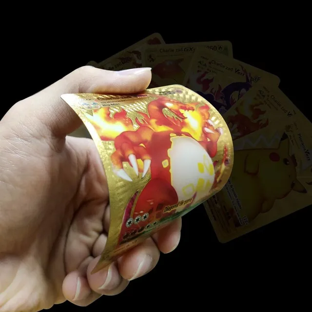 Véletlen Pokémon csillámkártyák