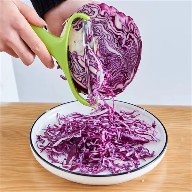 Esmee cabbage peeler