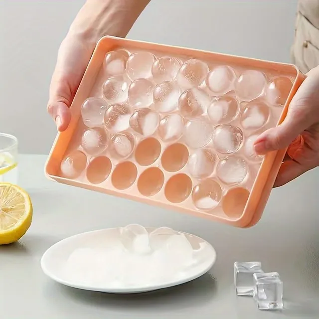 Practical form for ice balls made of plastic - 144 ice cubes in one filling, easy tilting, suitable for freezers